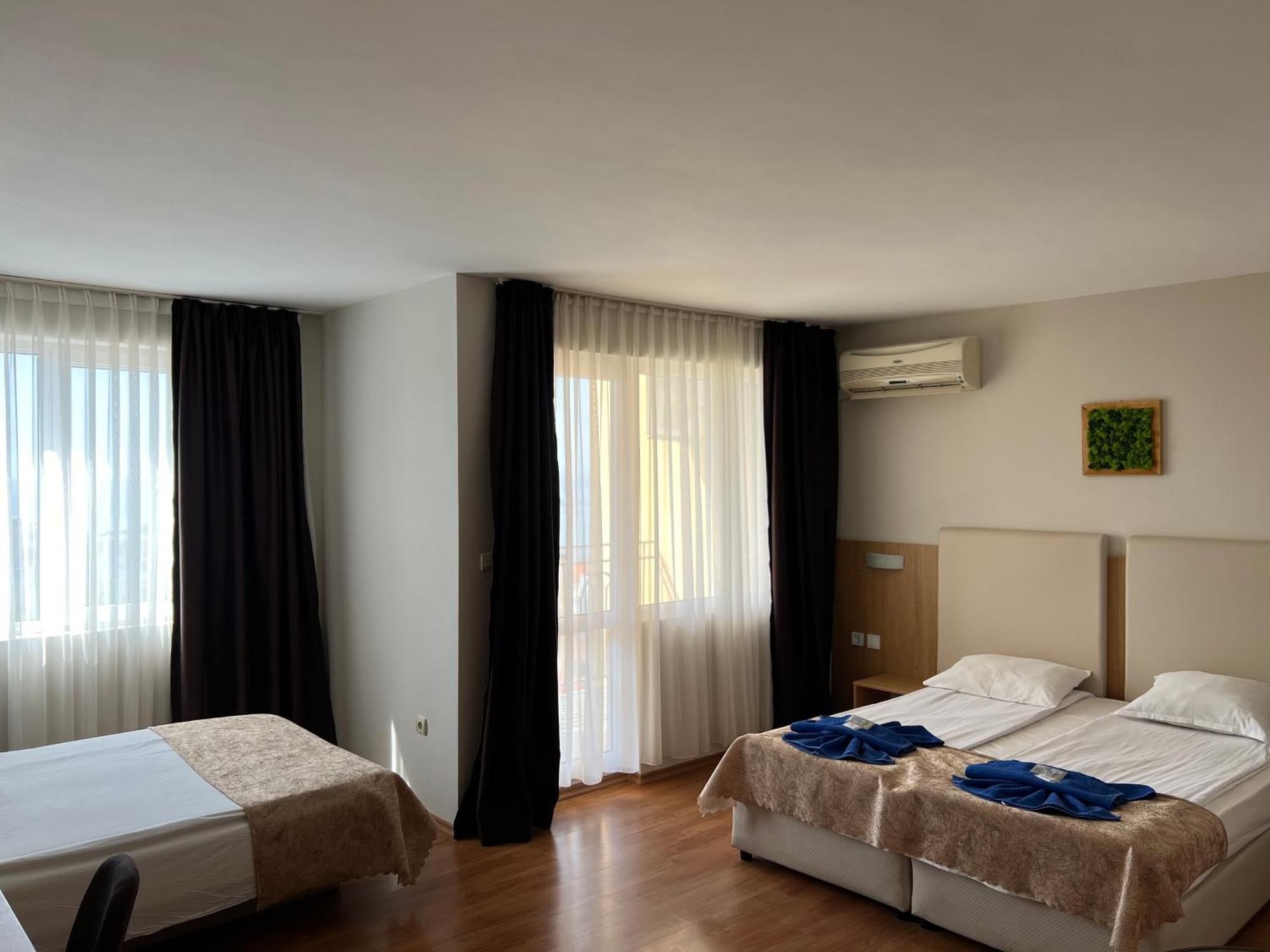 Family Hotel Milev Sveti Vlas Exterior foto